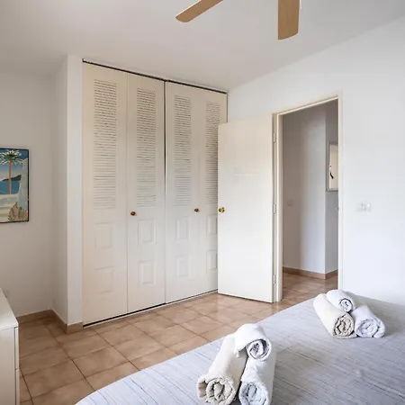 Castle Harbour Matthew's Flat Cristianos לוס כריסטיאנוס